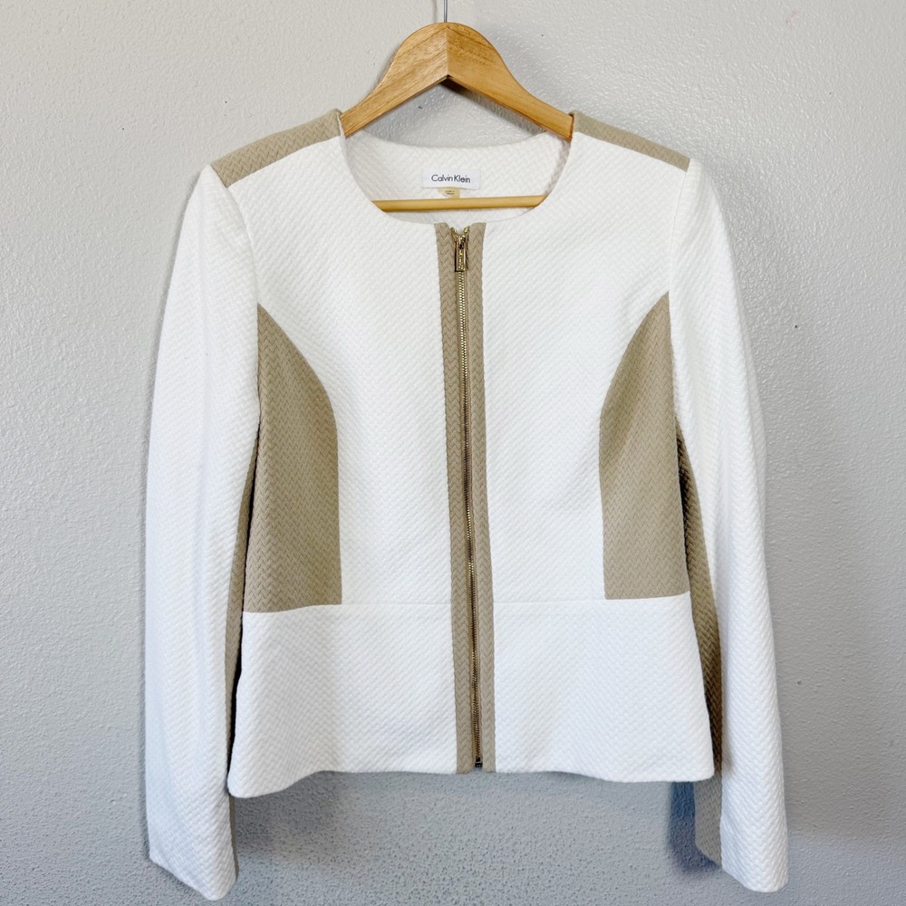 Calvin Klein Women's Textured Zip Front‎ Jacket White Tan Geometric